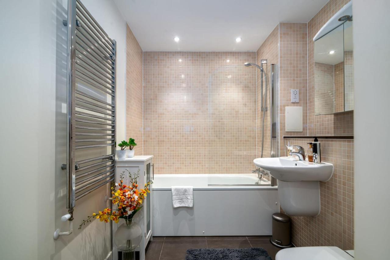 Guestready - Magnificent City View Penthouse London Eksteriør bilde